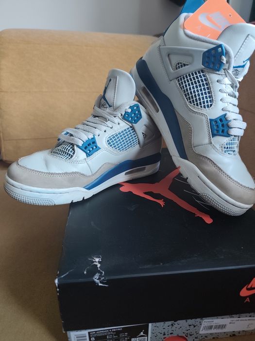 Nike Jordan 4 military blue