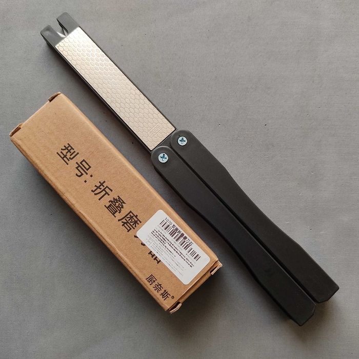 Складна, портативна алмазна точилка на 400/600 гріт.