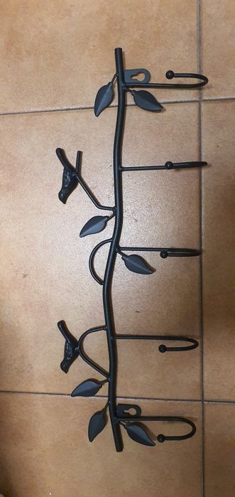 Cabide metálico novo