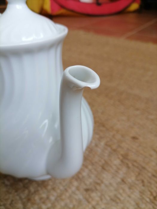 Conjunto bule e Açúcareiro Vista alegre