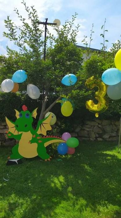 Фотозона динозавр для дитячого свята, на день рождения, декор