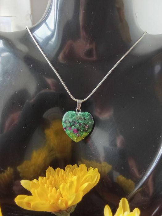 Fio em Prata com Pedra Rubi Zoisite