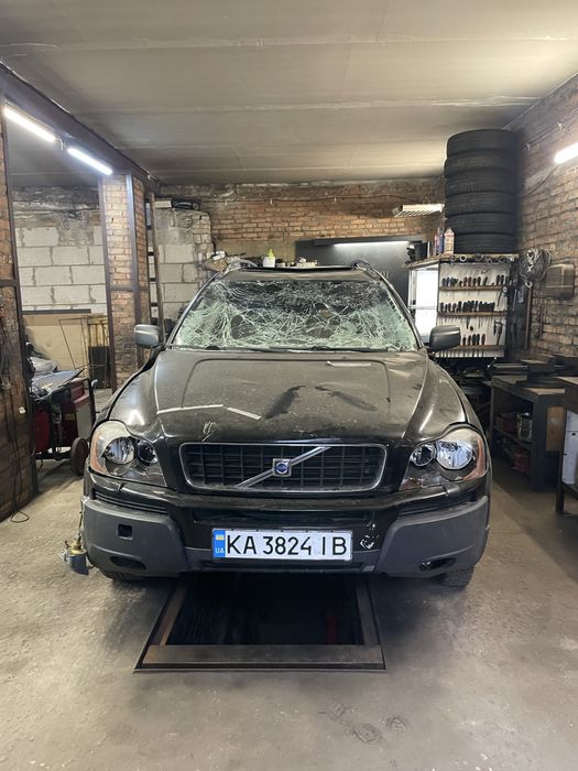 Volvo xc 90 (2003)