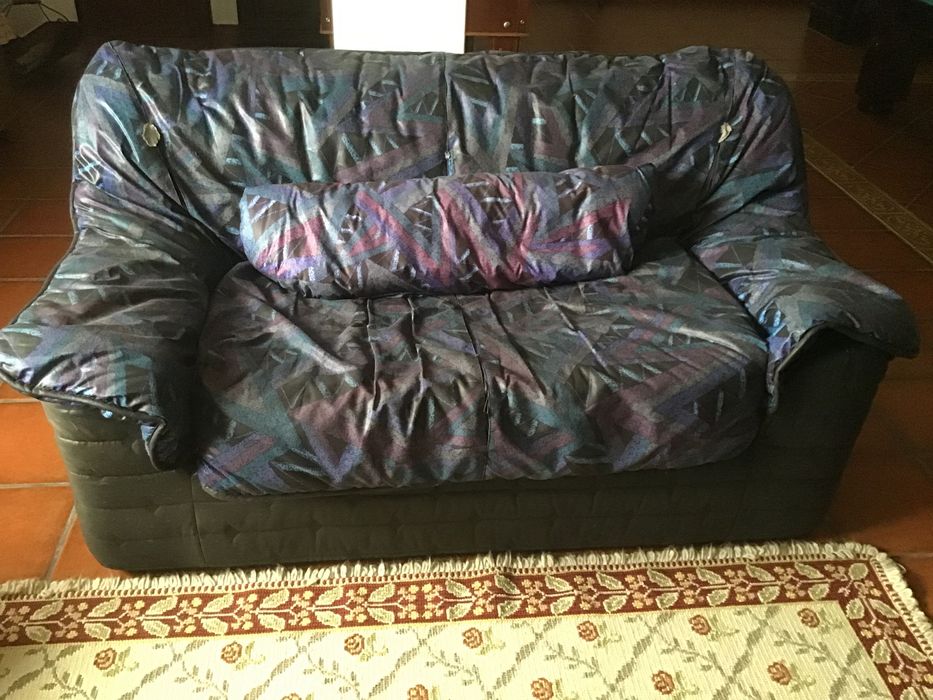 Conjunto sofá e maples, espelho de sala , armário vitrina novos preços