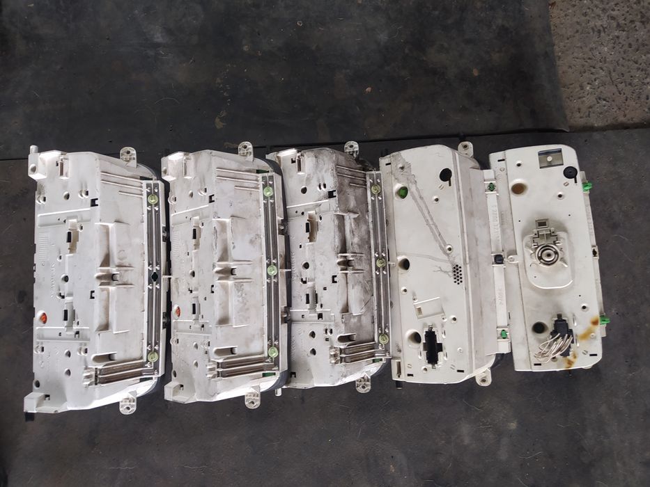 Панель приладів Пасат б4, б3. Прибори Passat b3, b4