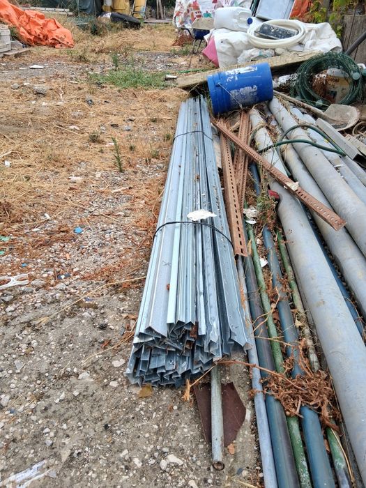 vendo cerca de 30 omegas e perfis de teto varao roscado