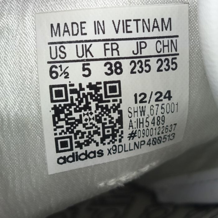 Шкіряні кросівки Adidas Originals Japan W