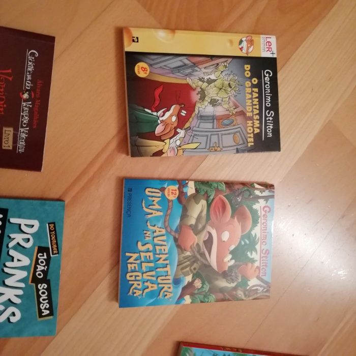 Livros juvenis - novos ou como novos