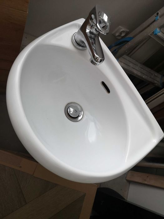 Zlew na nodze umywalka i postument 40 cm z baterią komplet Toruń