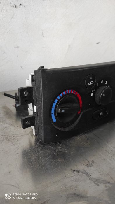 Chevrolet Aveo panel sterowania klimatyzacji