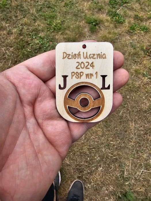 Breloki grawerowane na różne okazje