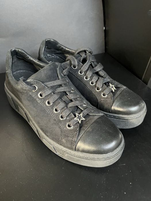 Czarne sneakersy Lasocki r. 37 z ozdobnymi gwiazdkami