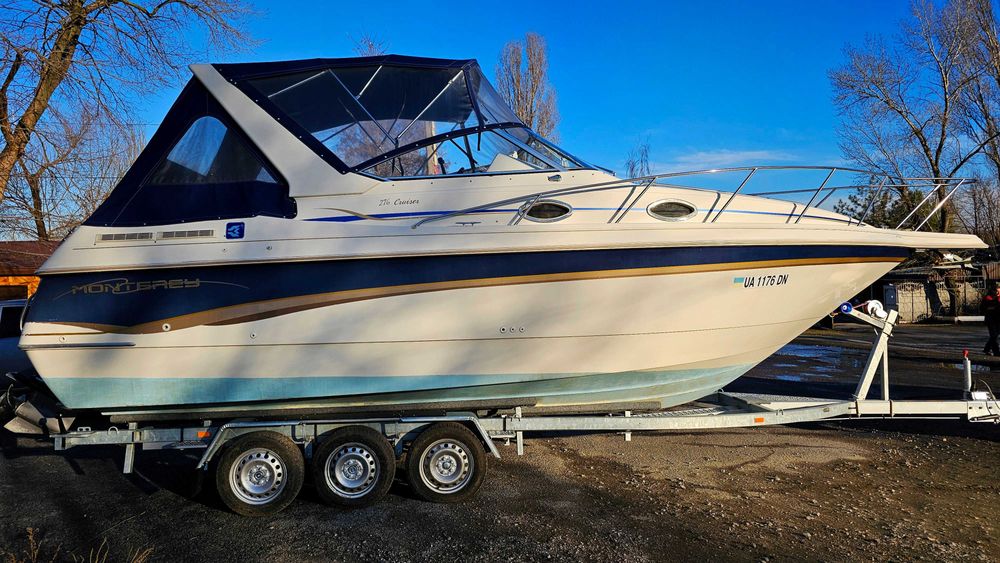 Катер Monterey 276 CR с лафетом в идеальном заводском состоянии