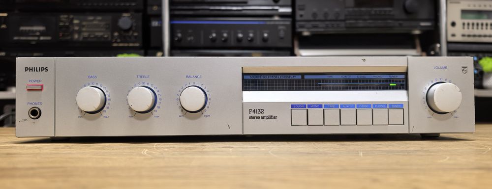 Ресивер Philips F4132/8Ω