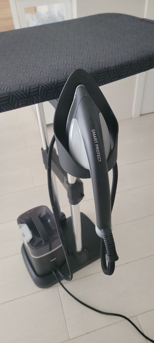 Ferro de engomar vertical