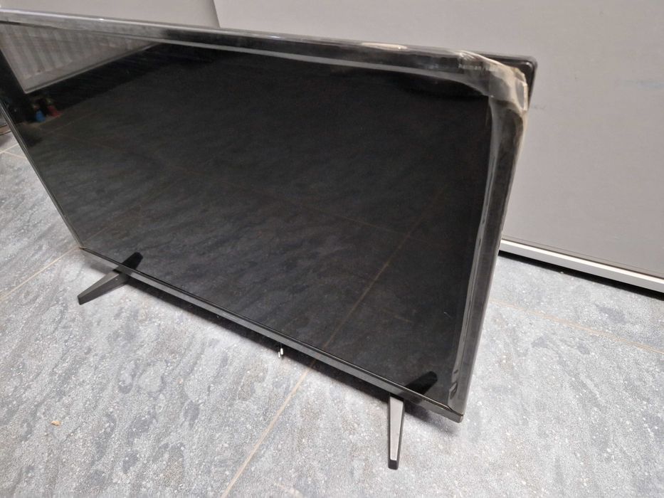 Telewizor SHARP 32" LC-32HI3222E  + PILOT