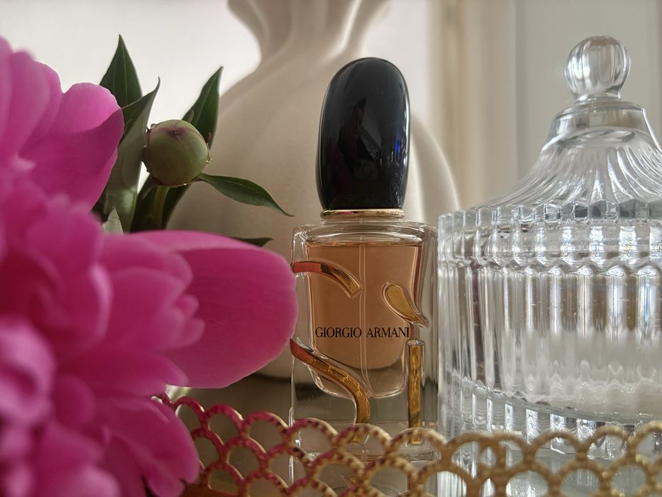 Perfum giorgio armani Si