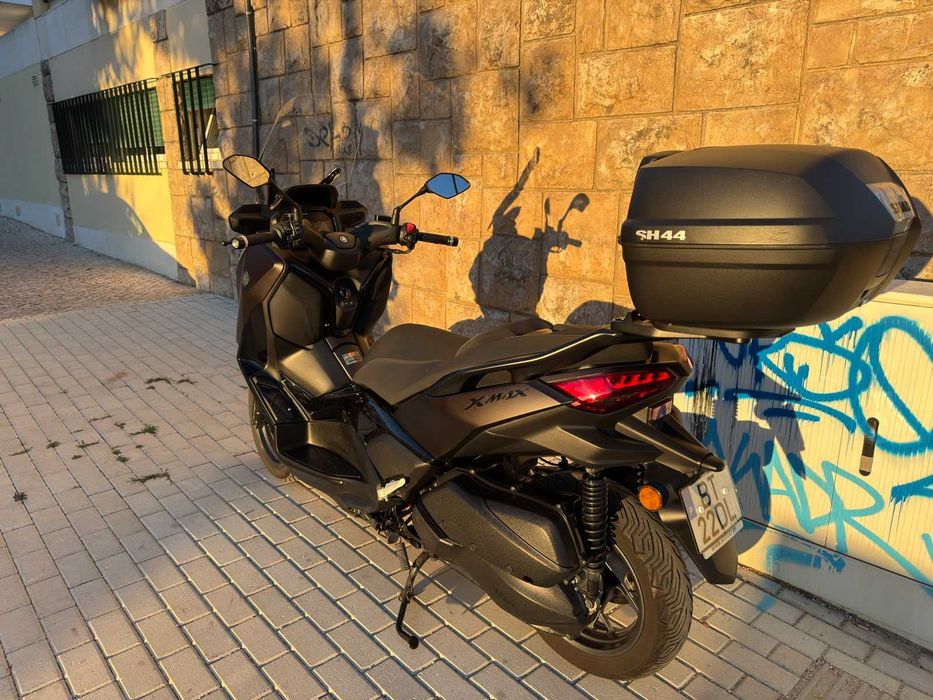 Yamaha XMAX 300 Tech Max 2025