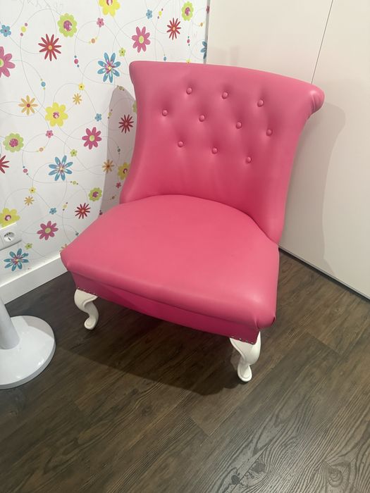 Poltronas disponiveis, preçis variados entre 500€ a 150€