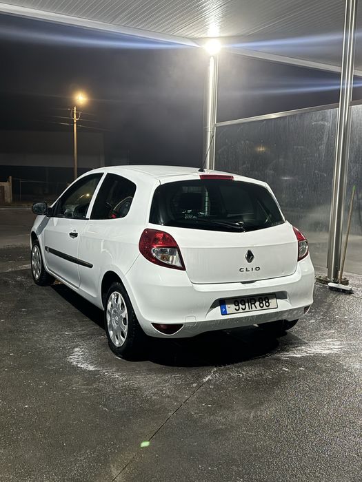 Renault clio III COMERCIAL
