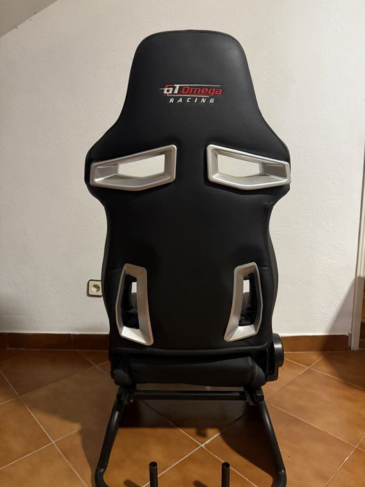 Fanatec CLS Elite PS4 - volante + pedais + backet + estrutura completa