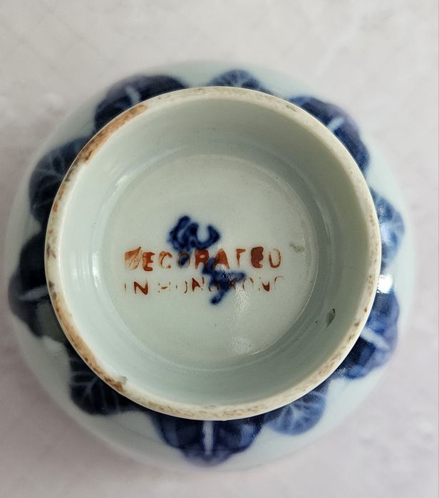 Taça de porcelana chinesa