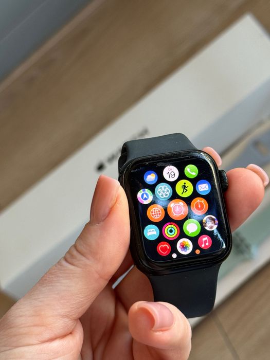 Apple Watch SE 2 gen