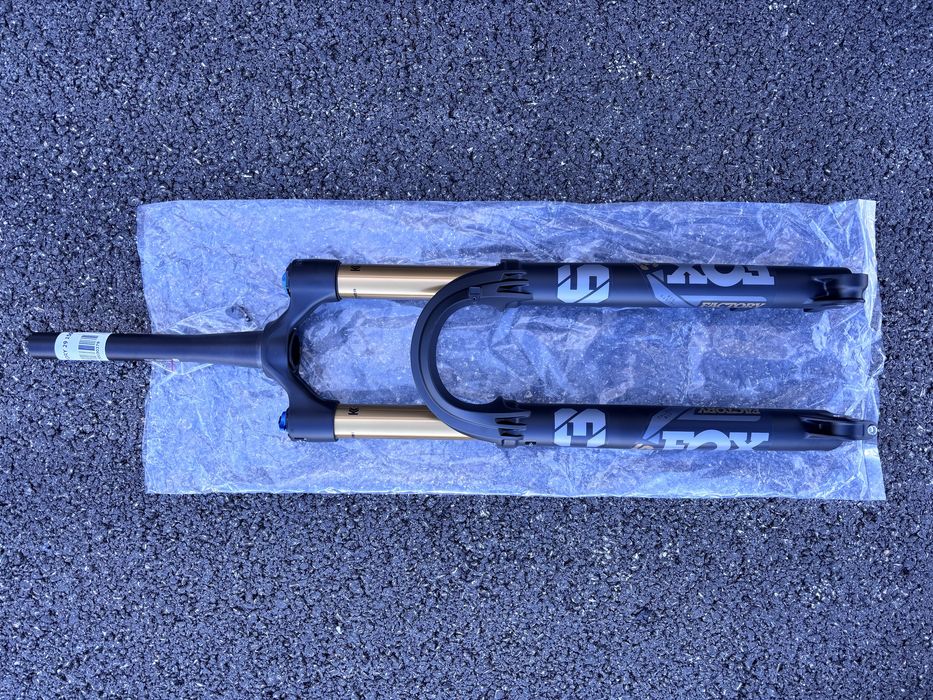 Suspensao Fox 36 Factory Fit4 29/27.5+ 150MM Nova