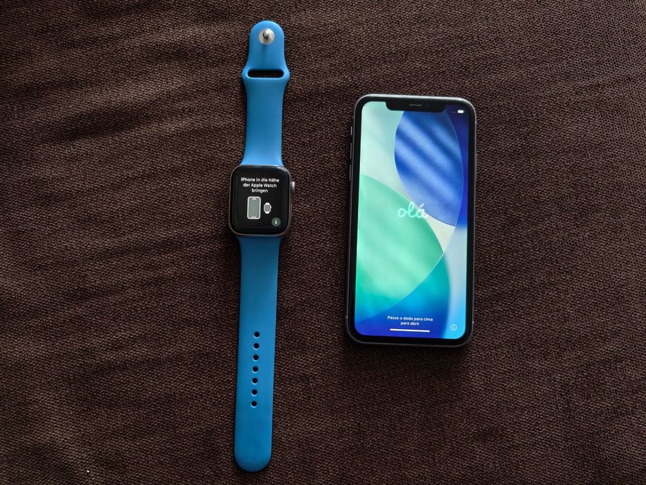 iPhone 11 64Gb + Apple Watch 4 44mm GPS + Cellular Stainless Steel