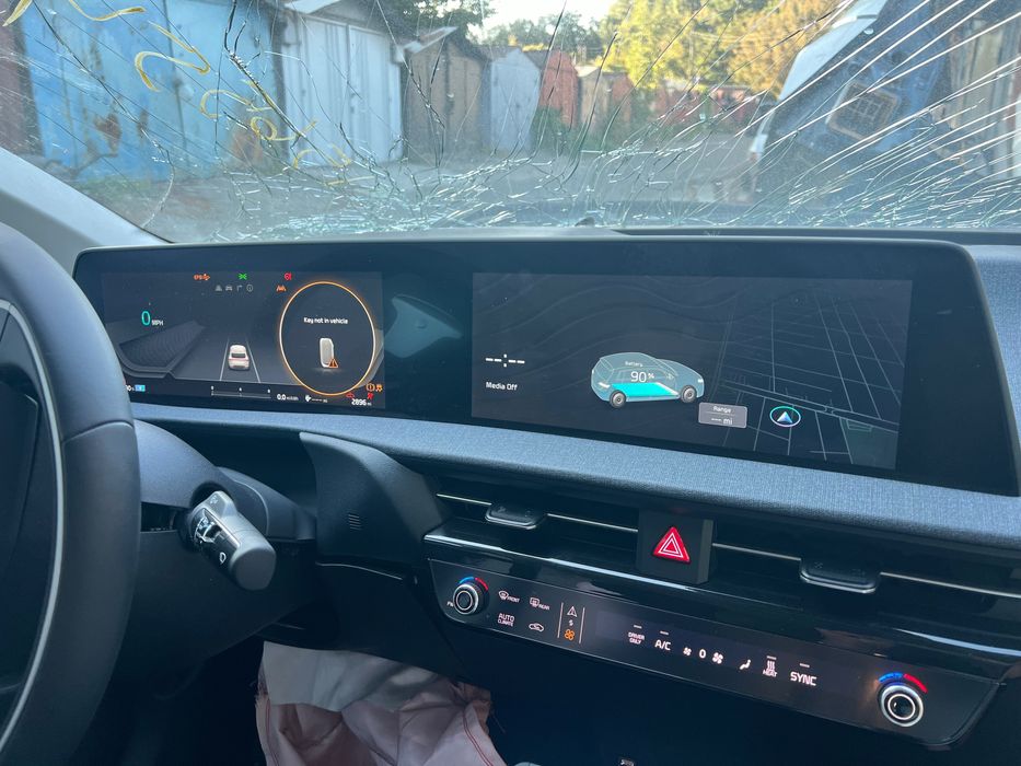 Kia ev6 монитор , планшет , приборка  монітор 94003cv010