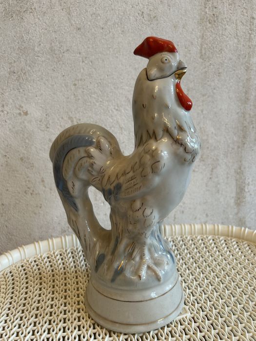 Графин в форме петуха, который часто называют «La Brocca di Gallo».