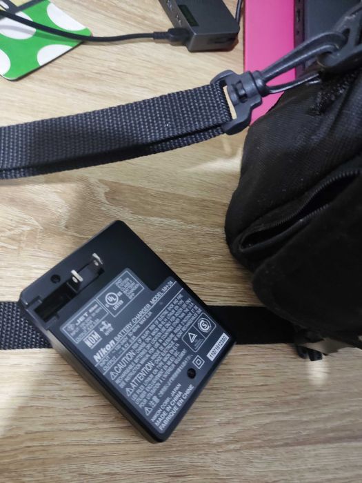 Nikon D3100 + acessórios