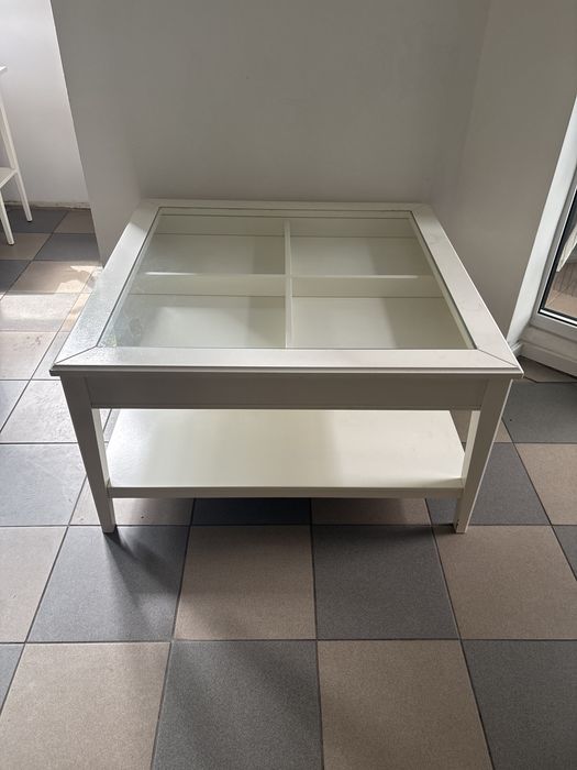 Stolik z IKEA 100x100