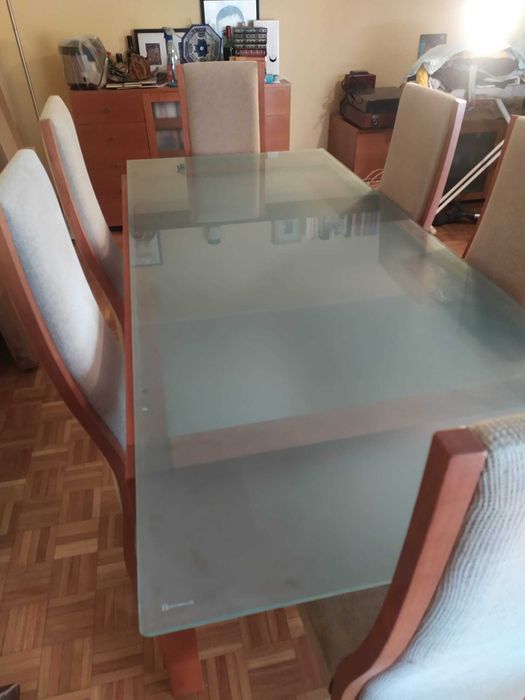 Mesa de sala de jantar