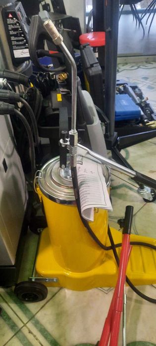 Ручний солідолонагнітач