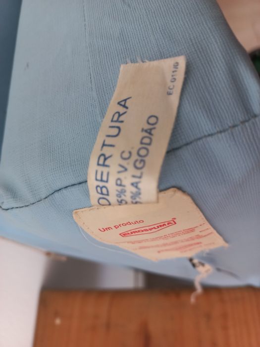Cama de bebe em ferro