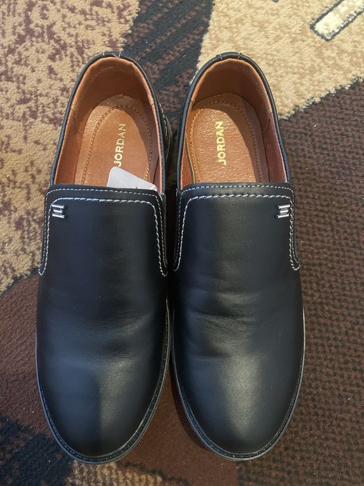 Туфлі шкіра 39 розмір нові