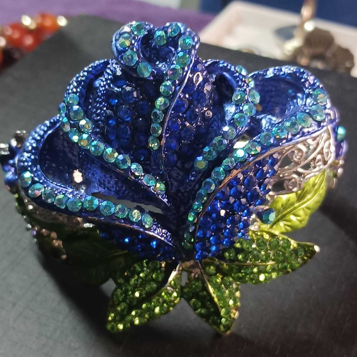 USA_RETRO_wyprzedaż szafy_styl piękna bransoletka_szafir /kwiat-srebro