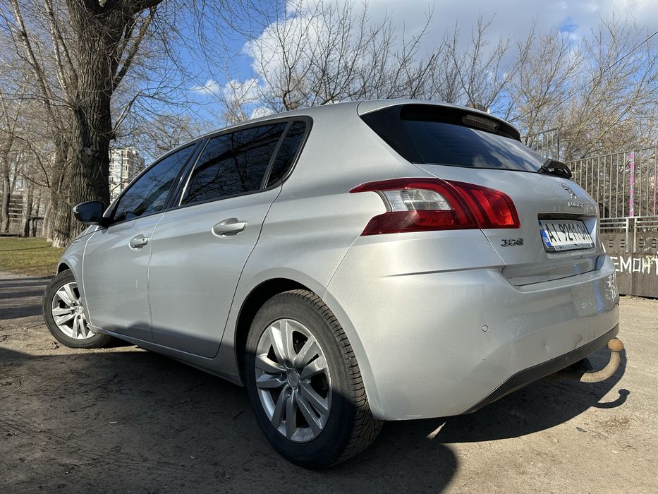 Peugeot 308   2016  1.6 дизель