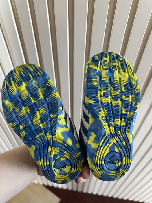 Літні кросівки adidas 24 розмір 13.5 см