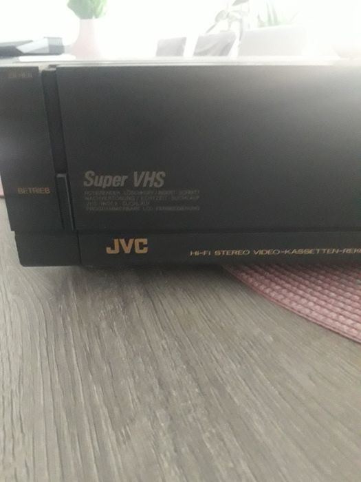 Magnetowid  JVC SVHS .model HR S5000EG