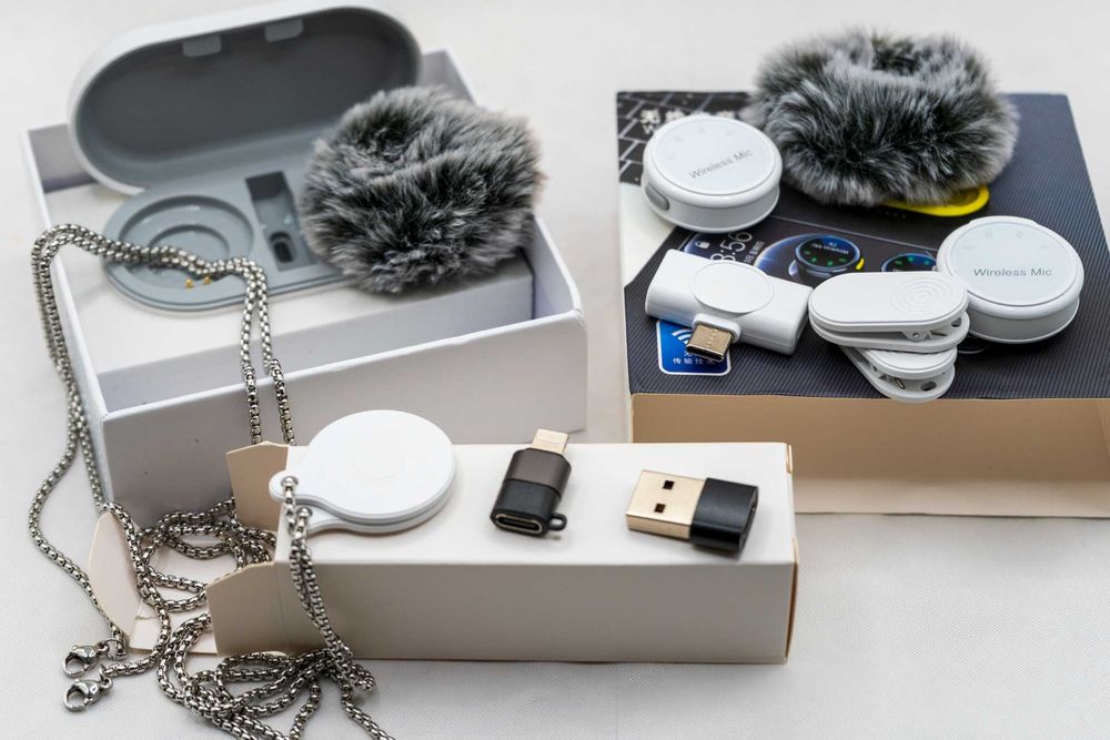 Петличный микрофон Asterold B-612, 2 шт. + зарядный кейс, для блогеров