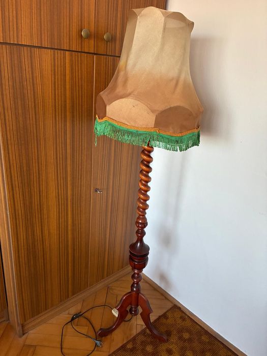Lampa podłogowa retro drewniana PRL