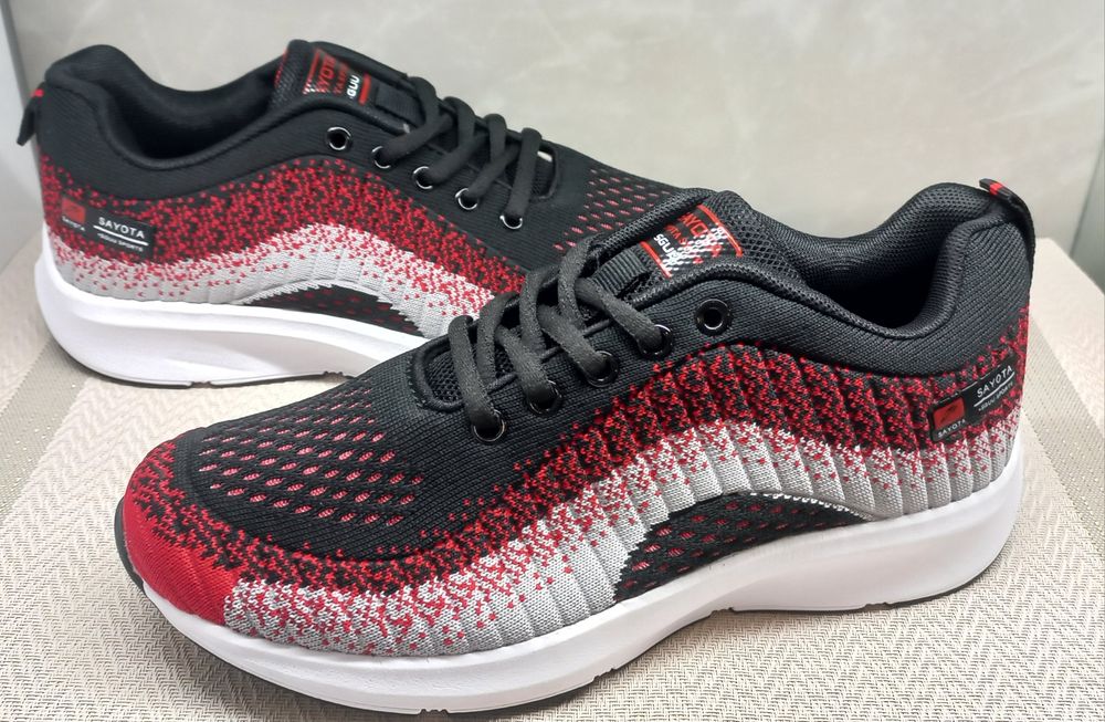 Зручні кросівки  36-41  розмір