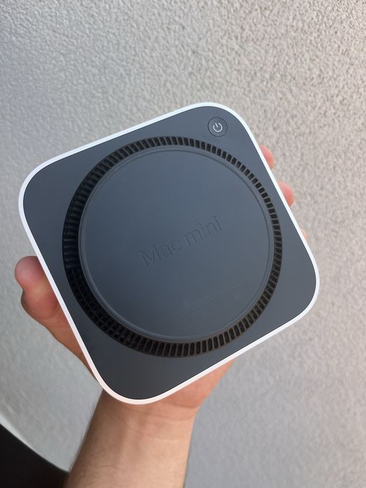 Mac mini m4 16 ram, 512 ssd, 10 cpu