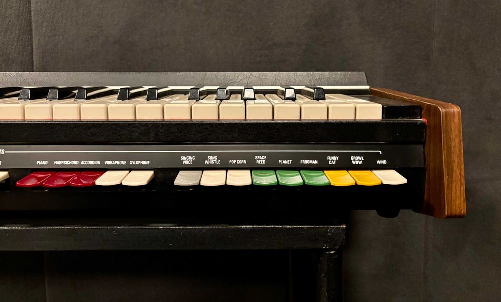 Synth Roland SH2000