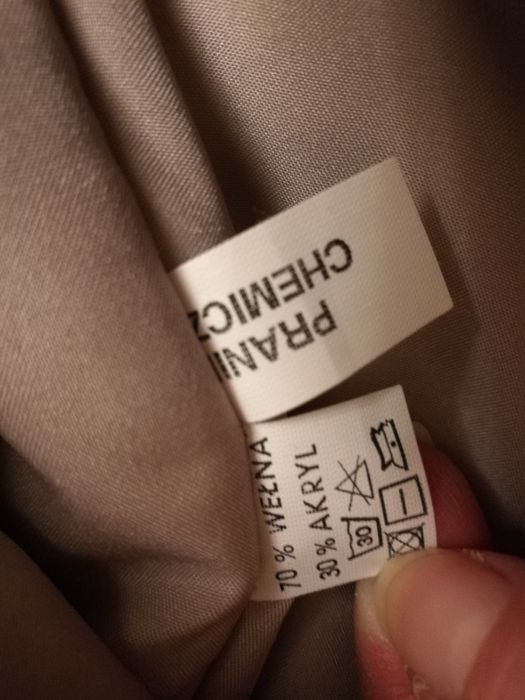 Płaszcz damski wełniany