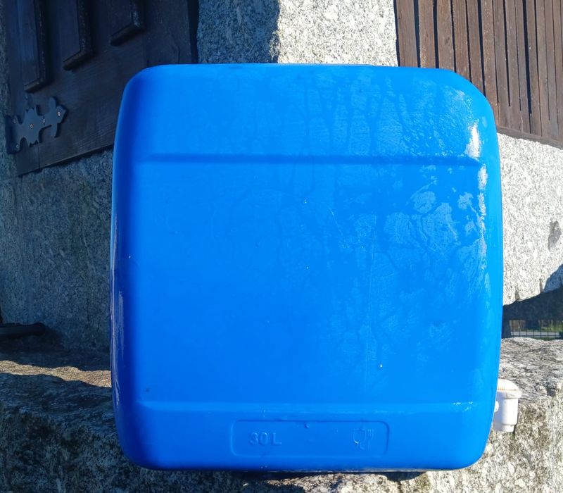 Recipiente liquidos64738420109442122