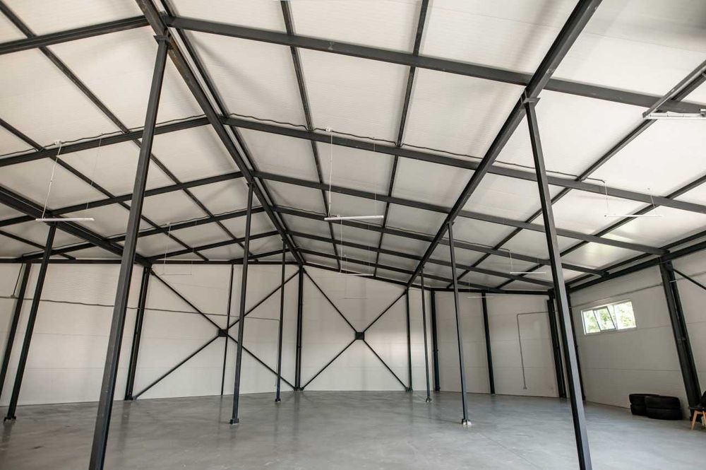 Продаж офісно-складського приміщення з земельною ділянкою у Львові