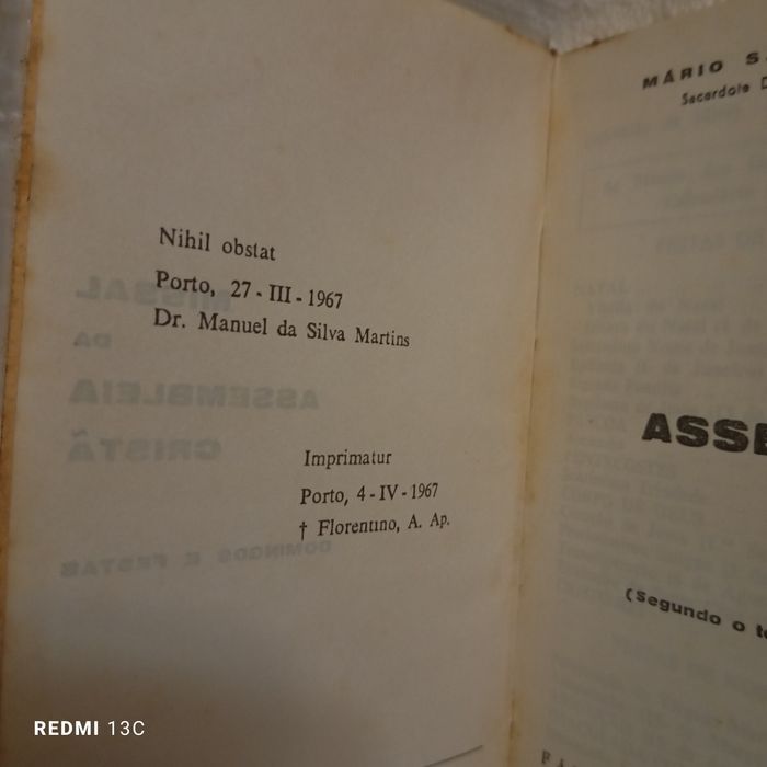 Missal em madrepérola com cruz em prata contrastada